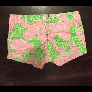 Lilly Pulitzer Short size 2